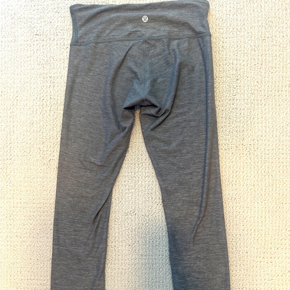 Cropped Lululemon, size 4 - Picture 2 of 2